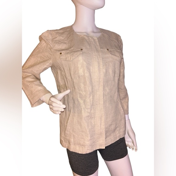 Chico's FOILED LINEN JACKET
Beige Gold Shimmer
100% Linen 3/4
Sleeve Full Zip - Picture 3 of 9